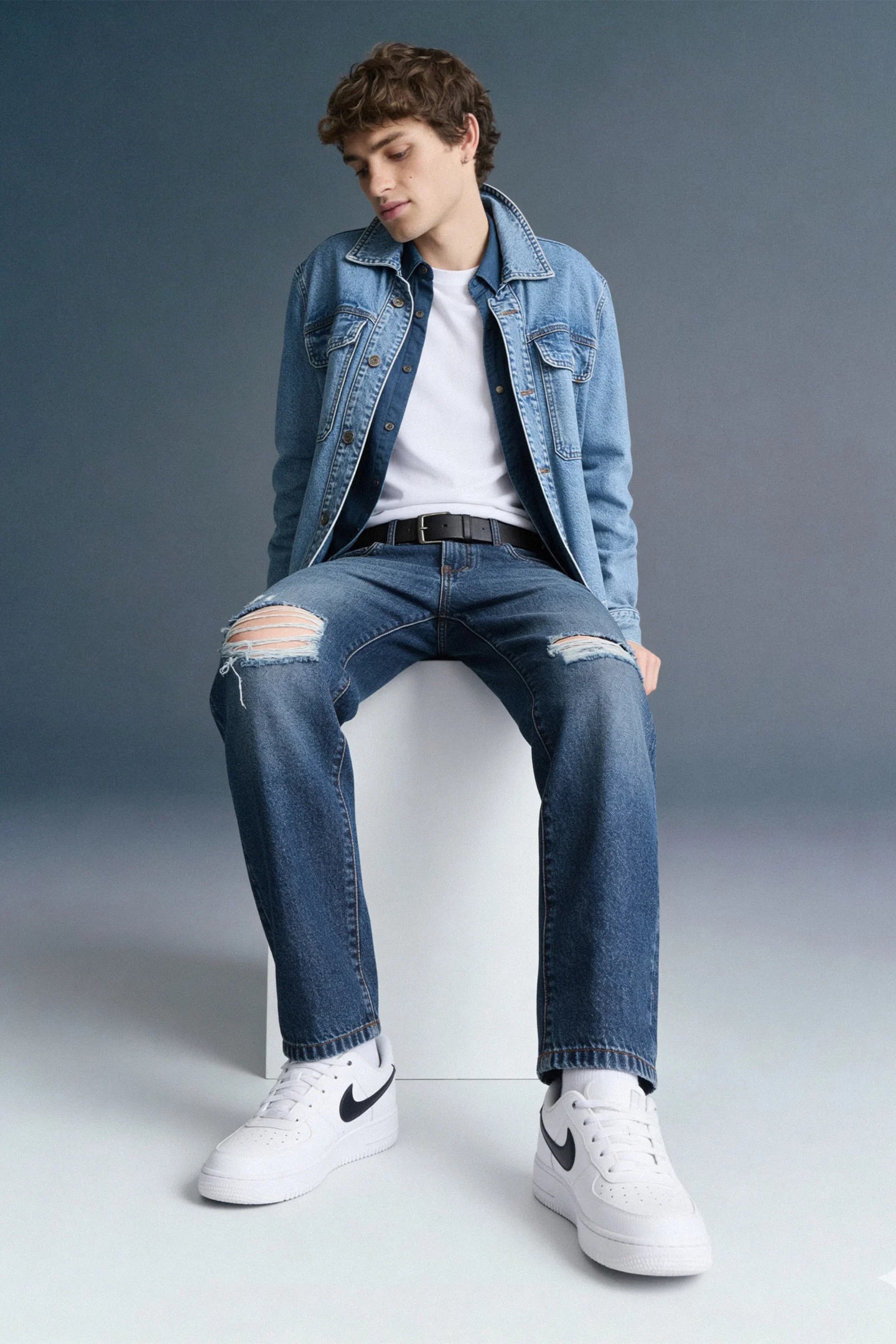 Dark Blue Mid Rise Distressed Men's Relaxed Jeans