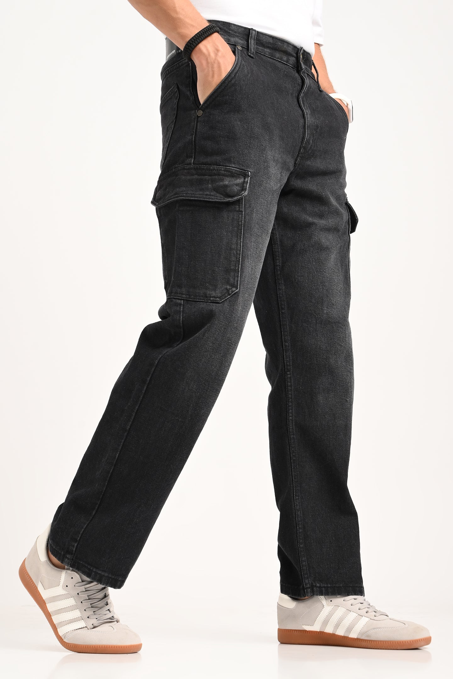 Black 6-Pocket Cargo Jeans For Men - Mid Rise Relaxed Fit