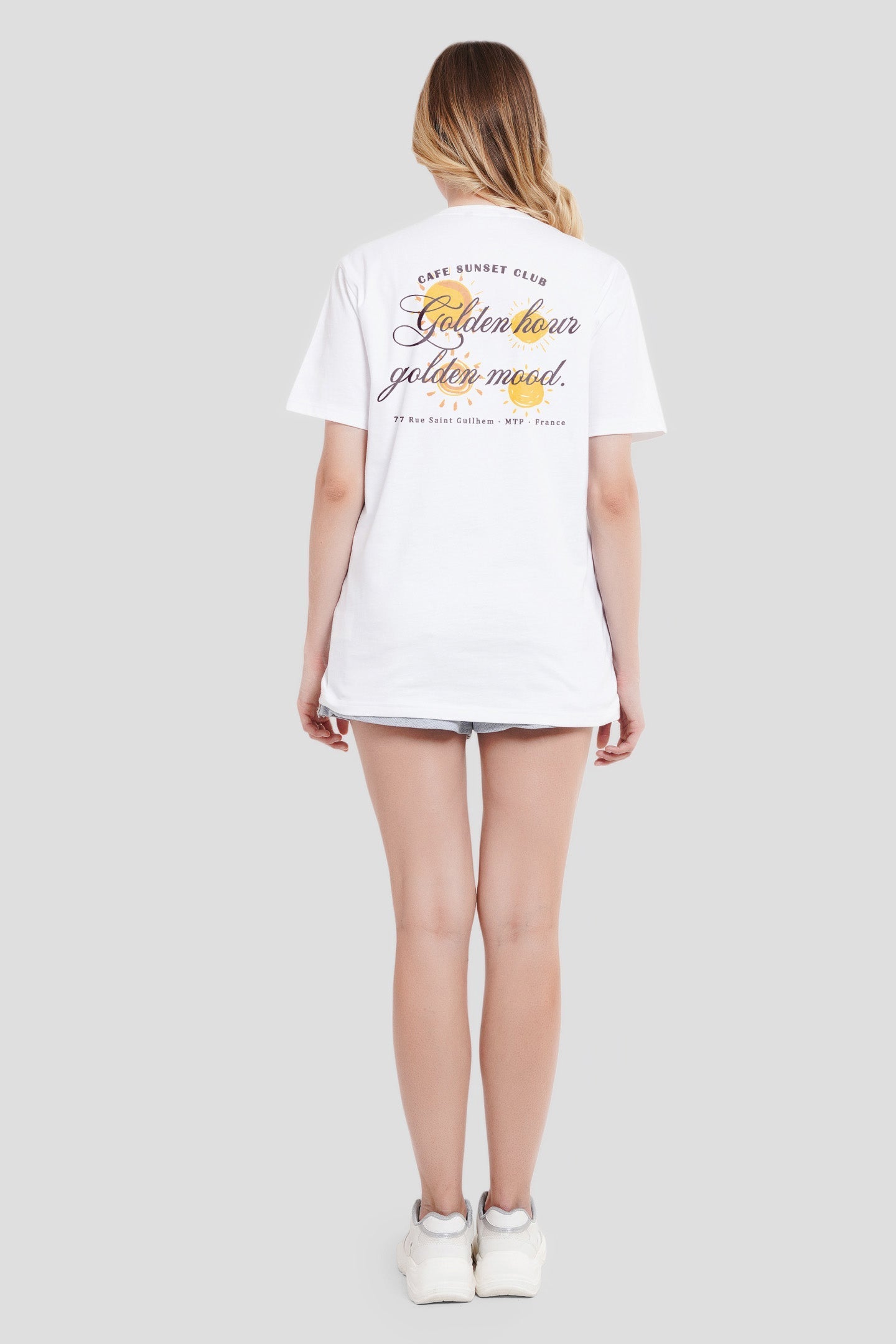 Cafe Underrated Club White Boyfriend Fit T-Shirt Women
