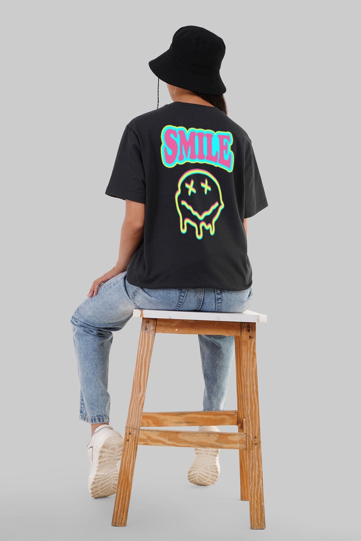 Neon Smile Black Boyfriend Fit T-Shirt Women