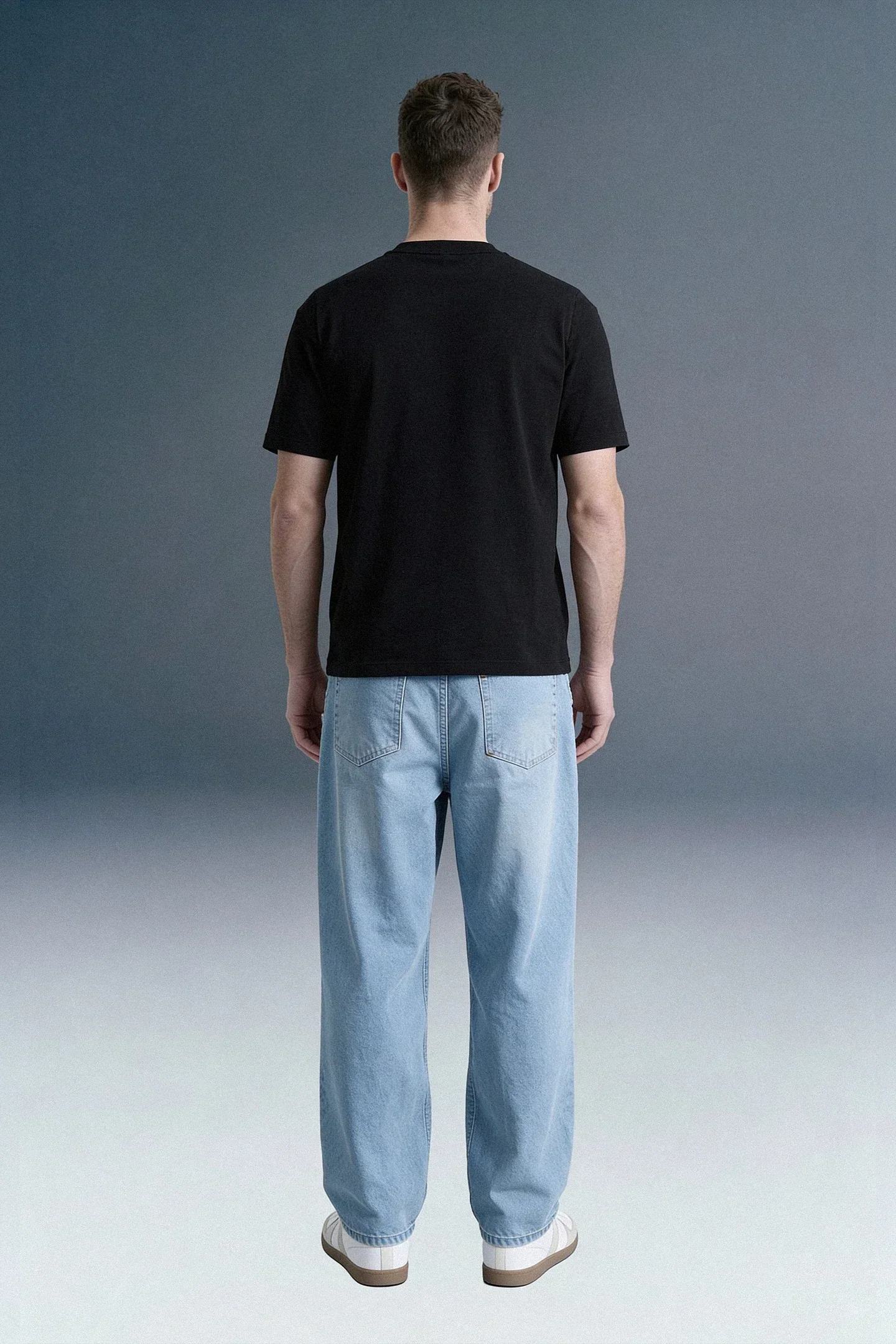 Underrated Curve Black Regular Fit T-shirt