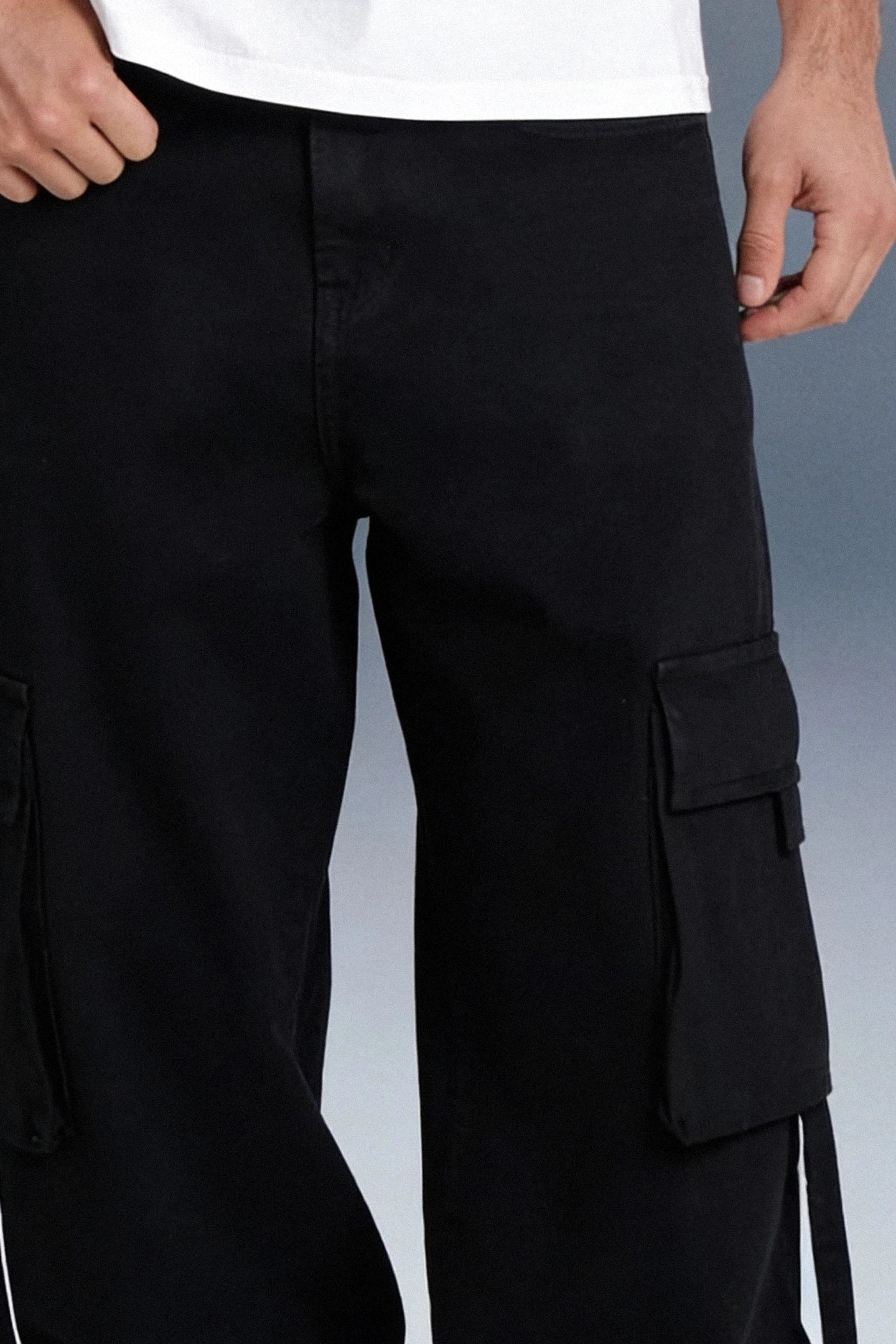 Deep Black Men's Baggy Cargo jeans